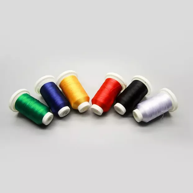 ຄຸນະພາບດີເລີດ 100% Polyester ຖັກແສ່ວ 120D / 2 1000m